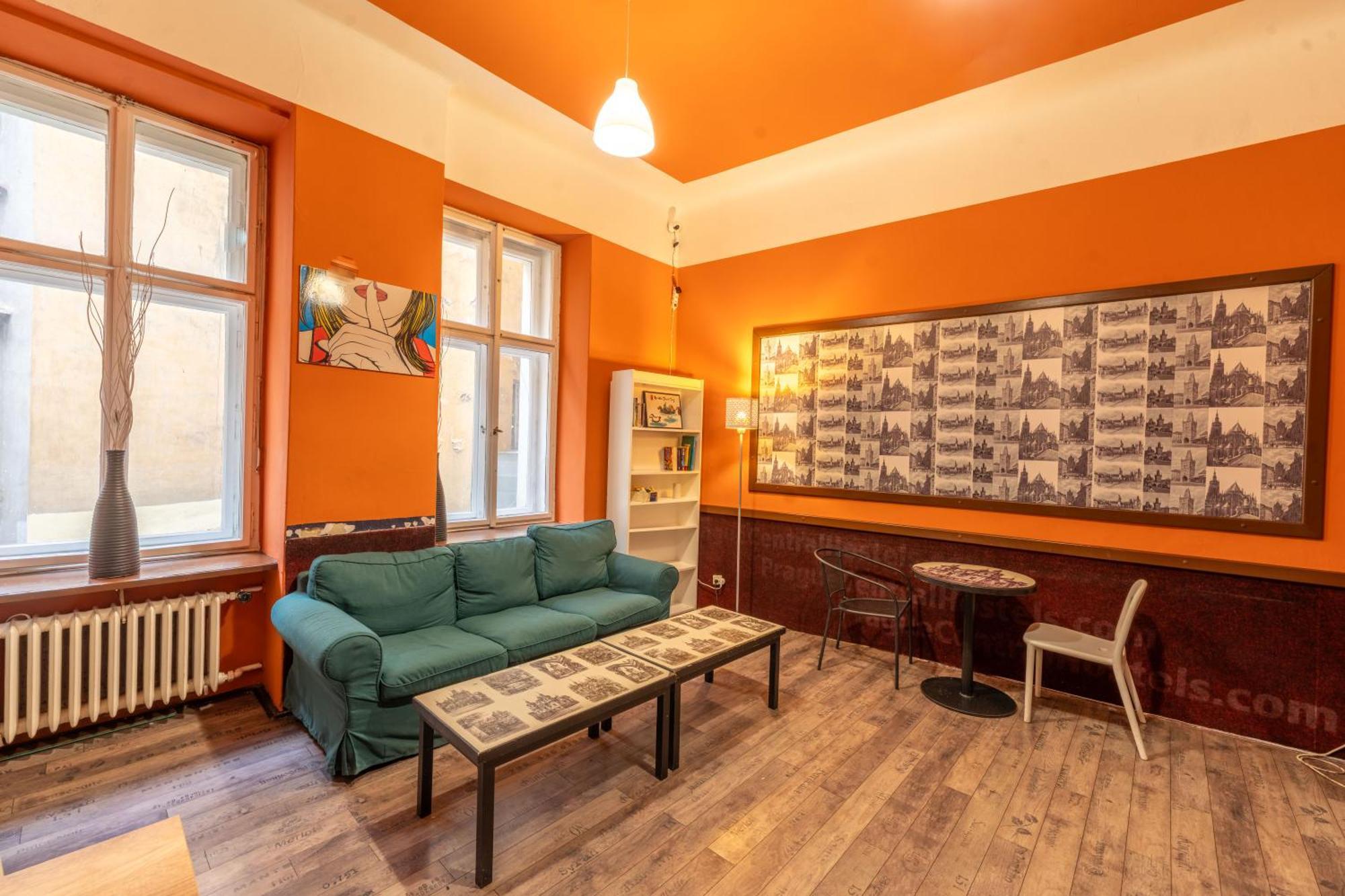 Best Spot Hostel Prag Eksteriør billede